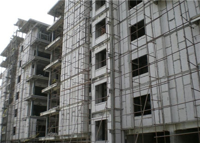 配裝式鋼結構建筑外墻板